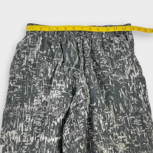 Outdoor Voices Anytime 7" Short Size Small - Picture 7 of 8